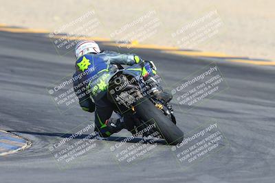 media/Dec-05-2024-Racers Edge (Thu) [[e102e0690b]]/3-B Group/Session 1 Turn 8 Backside/